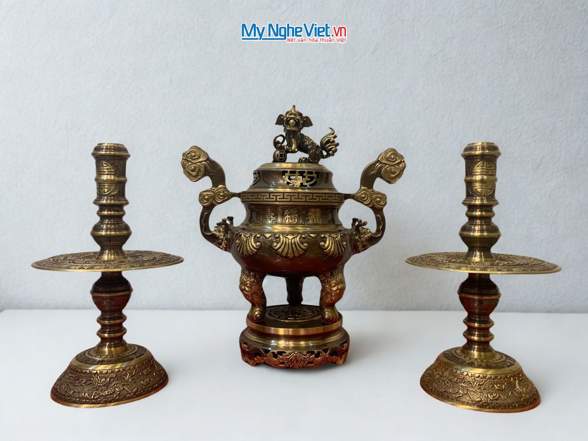 Bộ Tam Sự Bằng Đồng Cạo màu Chạm Hoa Sòi	MNV-DD18/40 cao mau soi