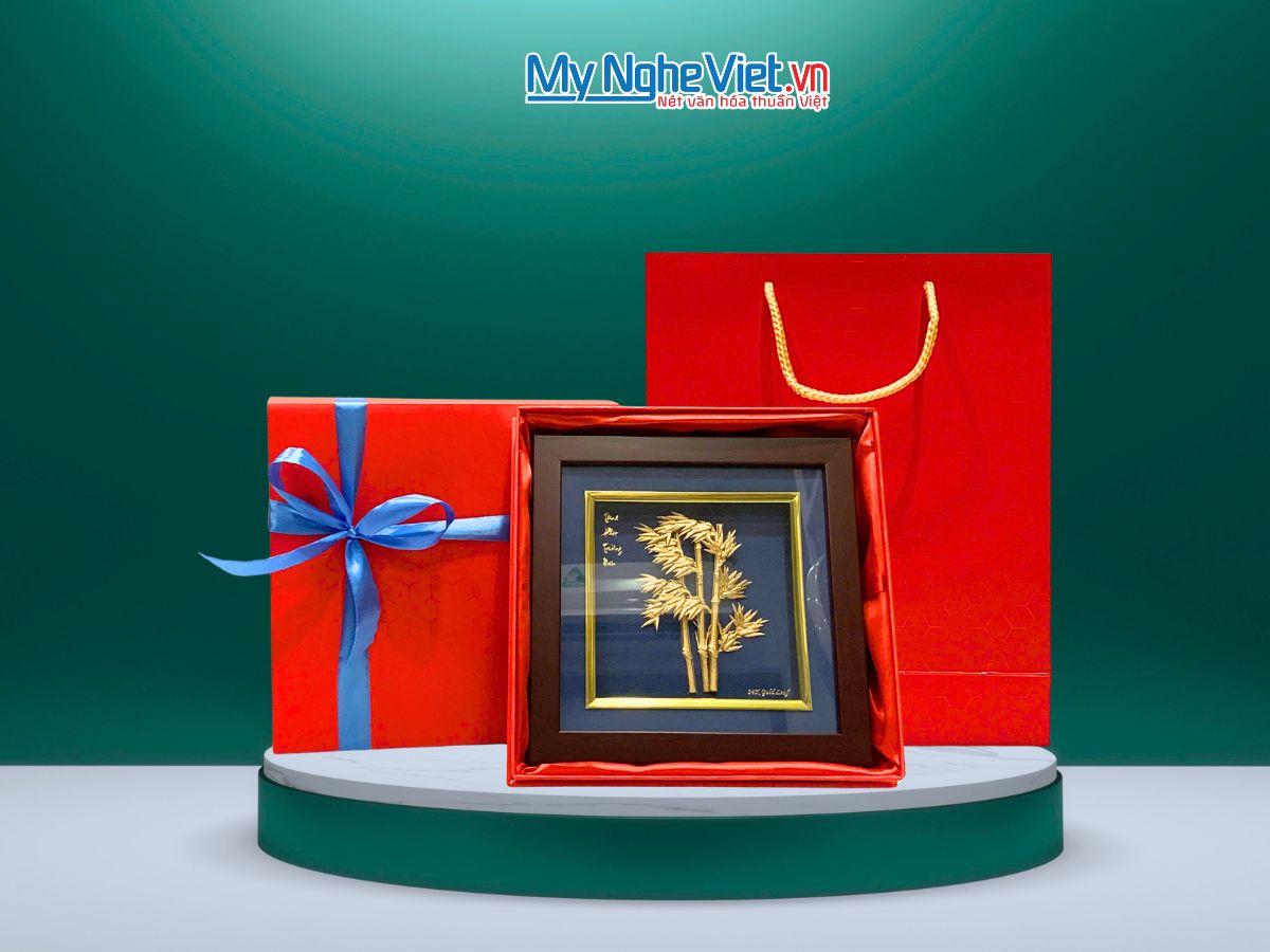 Tranh Tre trúc dát vàng nền xanh để bàn 24k 20x20 và Hộp xilot đỏ - MNVHD04.9