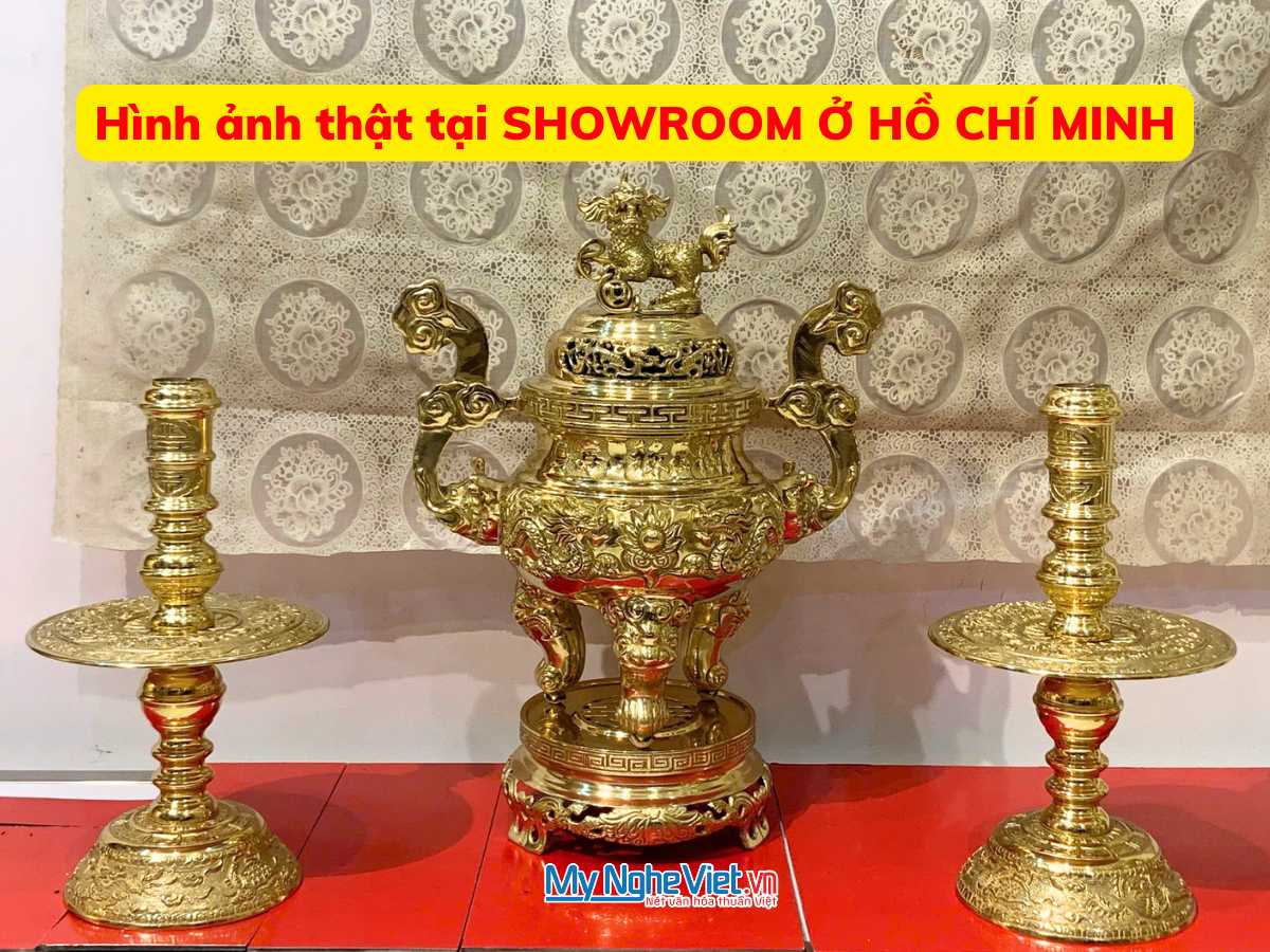 Bộ Tam Sự đồng vàng ( Đỉnh Đồng H55 + Chân Nến )