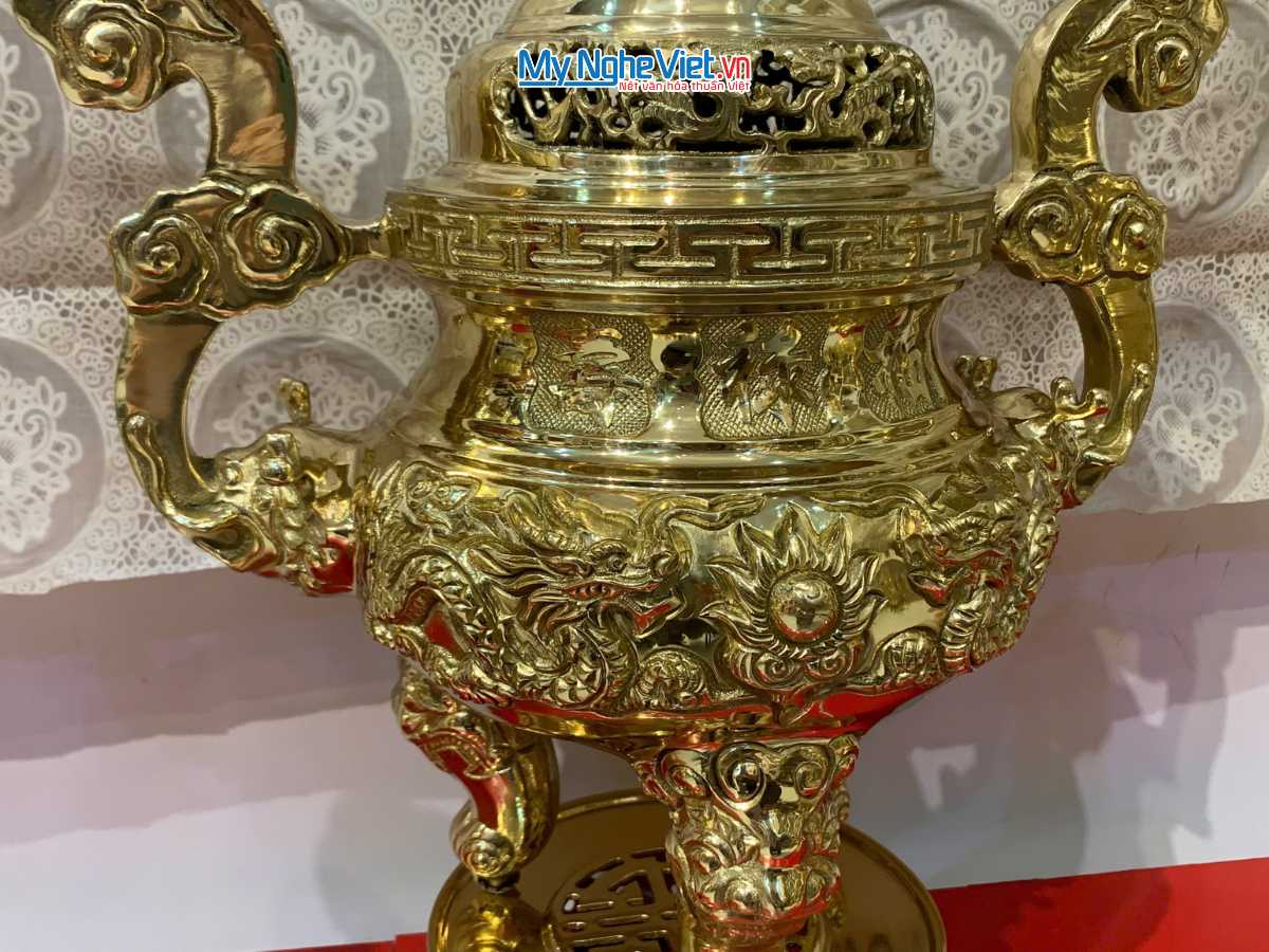 Bộ Tam Sự đồng vàng ( Đỉnh Đồng H55 + Chân Nến )