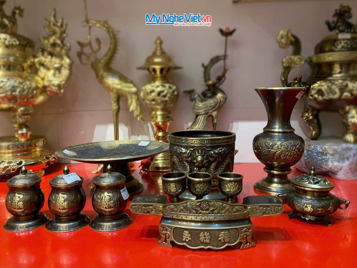 Bộ đồ thờ cúng Ông Táo Bằng Đồng Cạo Màu