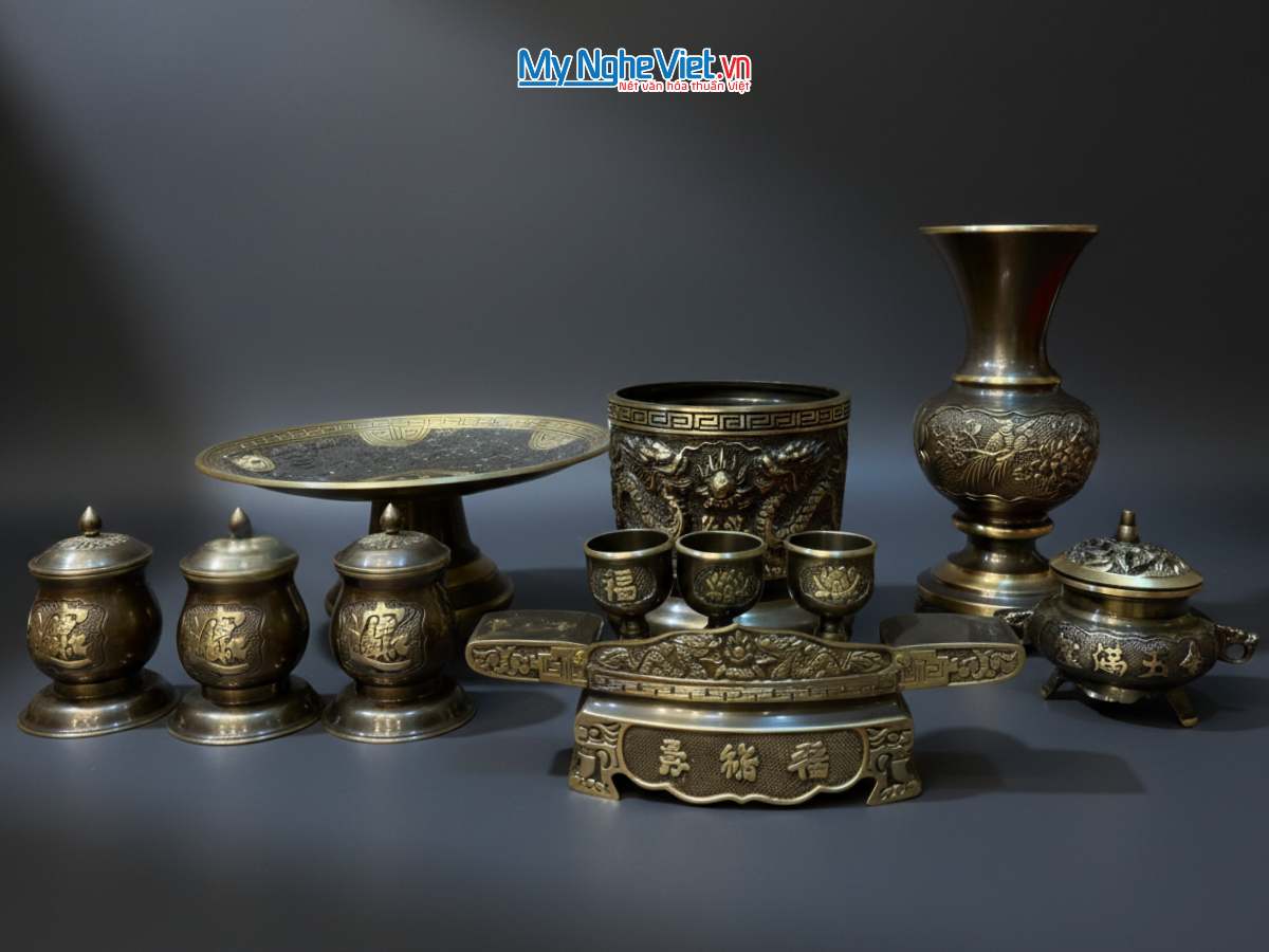 Bộ đồ thờ cúng Ông Táo Bằng Đồng Cạo Màu