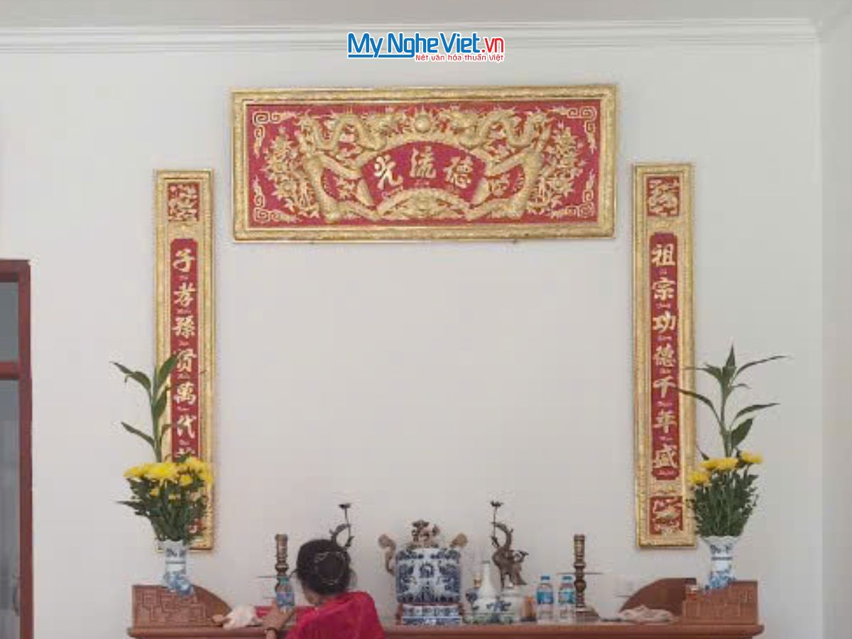 Hoành phi câu đối đồng - Cuốn thư câu đối